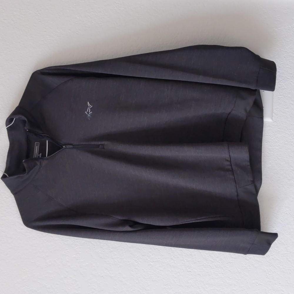 Greg Norman Golf Pullover 3/4 zipper. Black active pullover sz Large Black